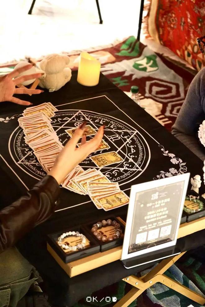 我逛到了超治愈的冬日市集。开元棋牌app在钱新CBD(图10)